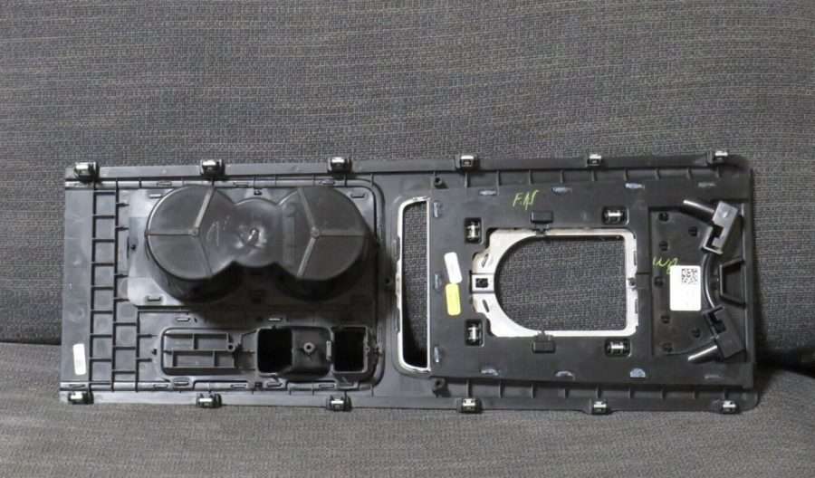 Central Panel JAGUAR XE XF GX73045K80A GX73-045K80-A GX73044L49 GX73-044L49 - Image 3