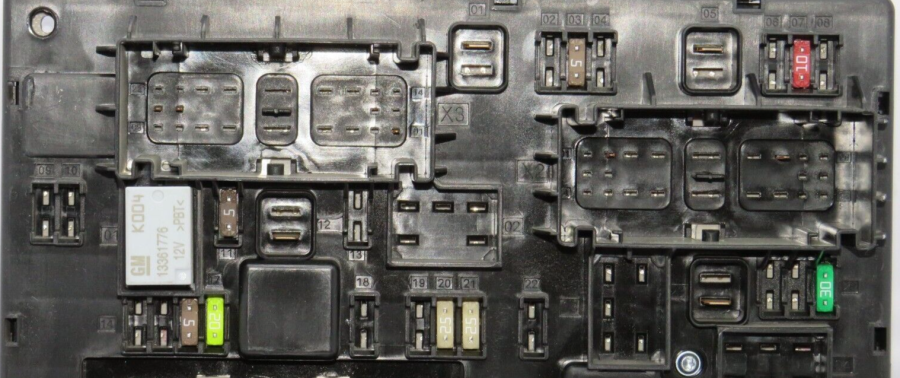 Caja de Fusibles OPEL ASTRA 365927271 1110138AA 13368651 13368651UJ - Imagen 5