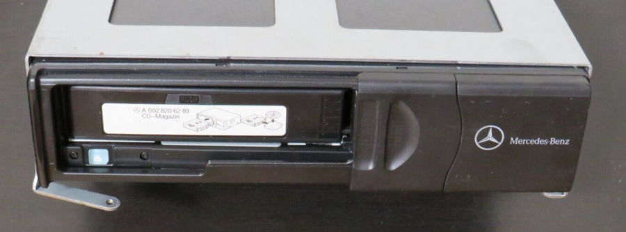 Cambiador de CD MERCEDES-BENZ R230 A2208274642 A0028206289 A 002 820 62 89 - Imagen 3