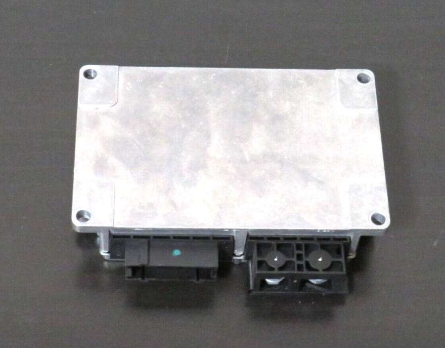 MERCEDES-BENZ R230 Battery Control Unit A2305401045 0199000011 - Image 3
