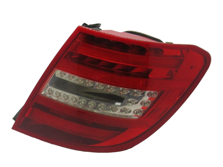 Buy Online Used Spare Parts Taillights - QuickaAuto