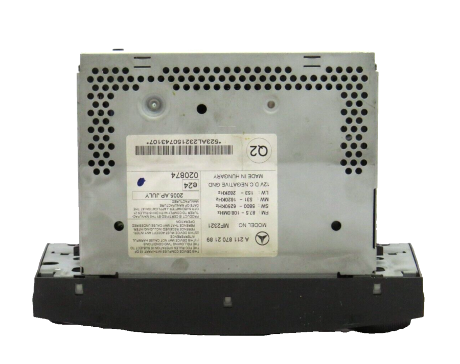 Audio System Radio CD MERCEDES-BENZ E-CLASS A2118702189 A 211 870 21 89 - Image 4