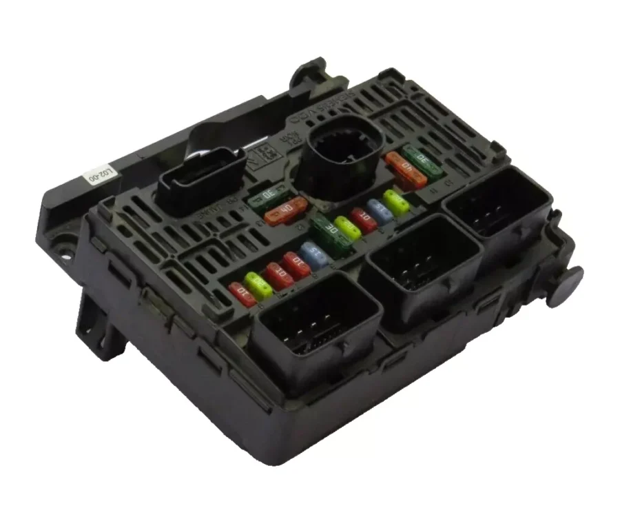 PEUGEOT/CITROEN Fuse Box 9656086180 BSM-L02-00 BSML0200 S118983002J