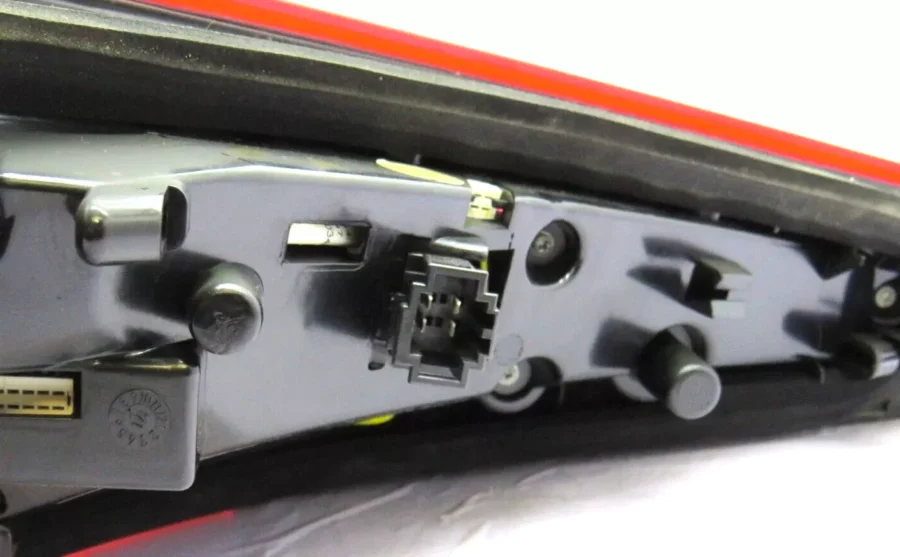 Piloto Trasero Derecho AUDI Q3 8U0945094H 8U0 945 094 H F03490000 - Imagen 5