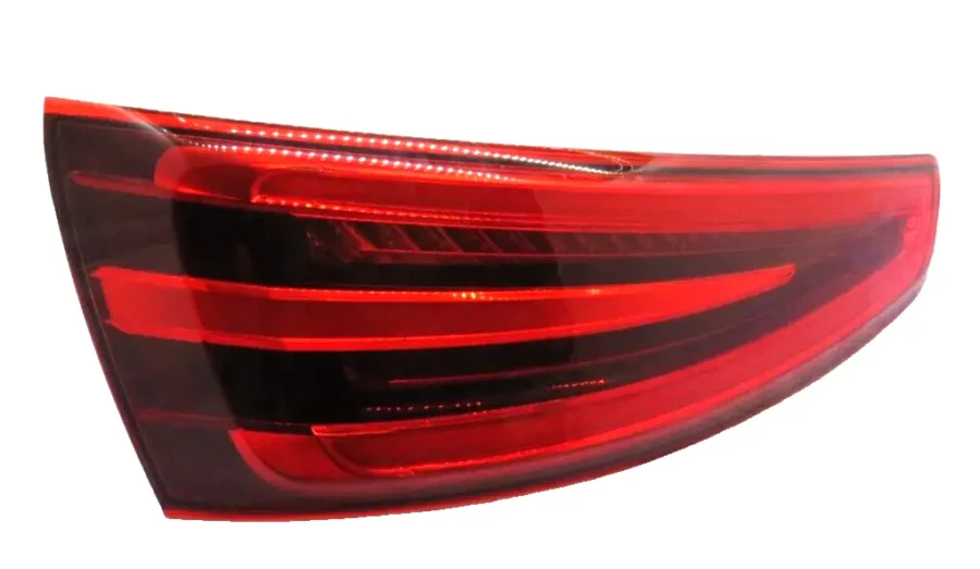 Rear Left Light AUDI Q3 8U0945093H 8U0 945 093 H F03489000