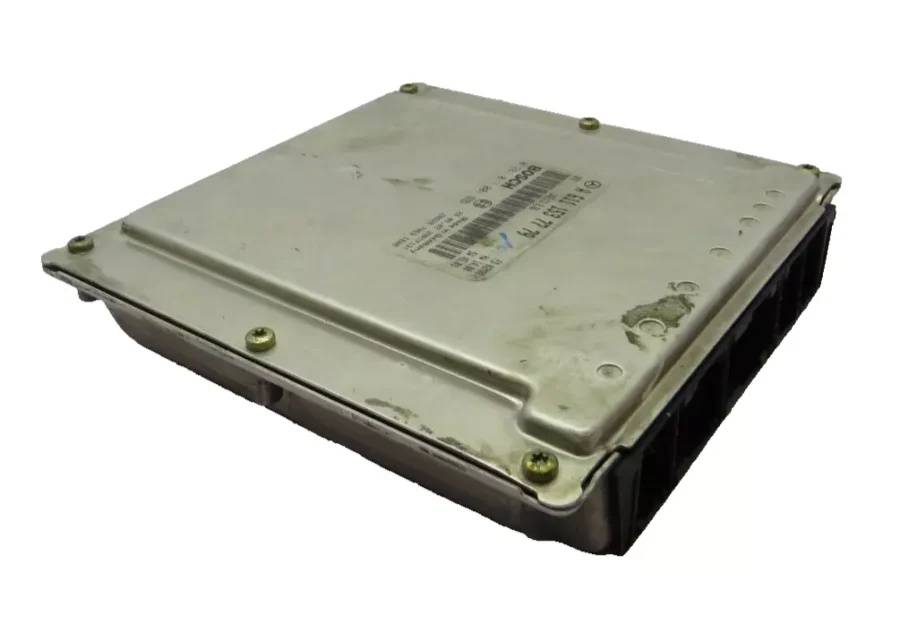 Centralita de Motor MERCEDES-BENZ CLASE C A6111537779 0281011001 0281011001