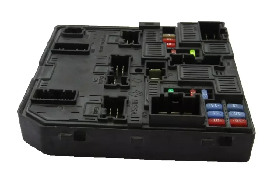 Caja de Fusibles NISSAN QASHQAI (J11) 284B74BA0A 521501F10 - Imagen 3