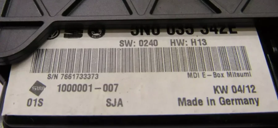 Unidad de Control VW PASSAT / GOLF 5N0035341F 5N0 035 341 F - Imagen 5
