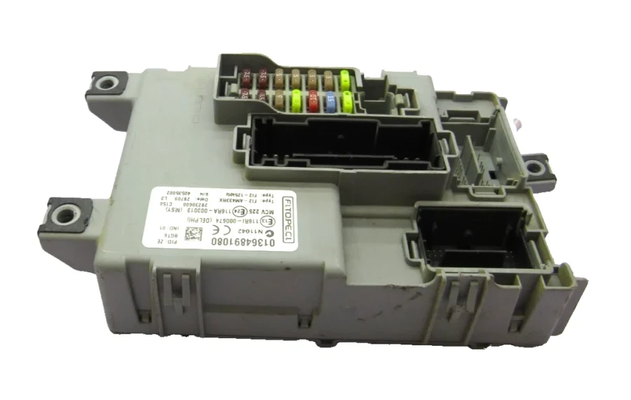PEUGEOT/CITROEN Fuse Box 01364891080 28230600 - Image 2
