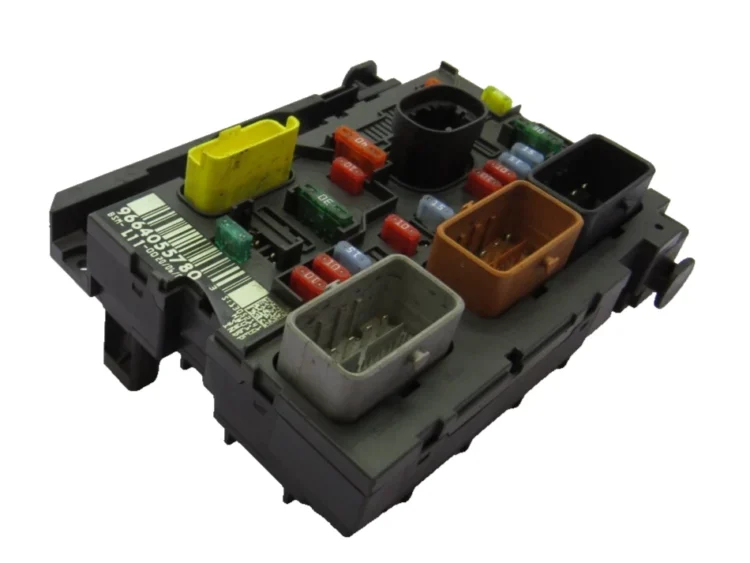 Caja de Fusibles PEUGEOT/CITROEN 9664055780 BSML1100 BSM-L11-00