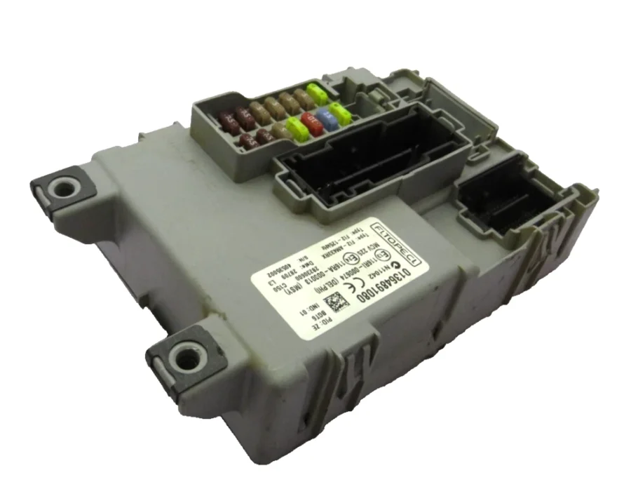 PEUGEOT/CITROEN Fuse Box 01364891080 28230600