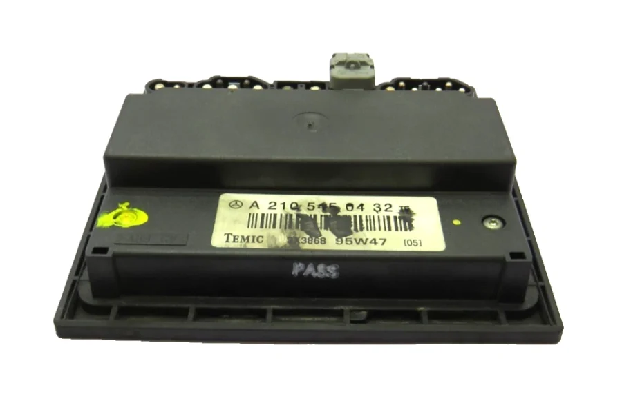 Electronic Module MERCEDES-BENZ E-CLASS (W210) A2105450432 A 210 545 04 32 - Image 2