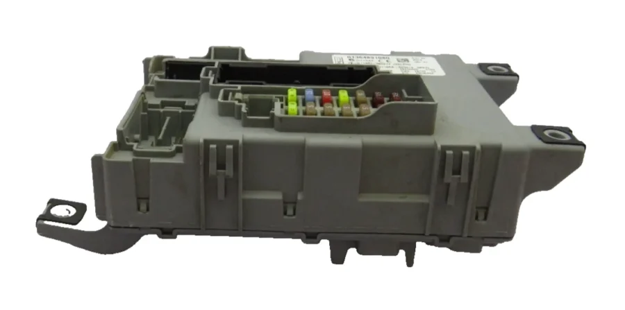 PEUGEOT/CITROEN Fuse Box 01364891080 28230600 - Image 4