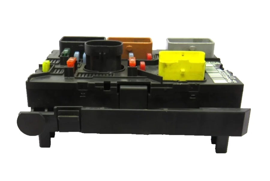 PEUGEOT/CITROEN Fuse Box 9664055780 BSML1100 BSM-L11-00 - Image 4