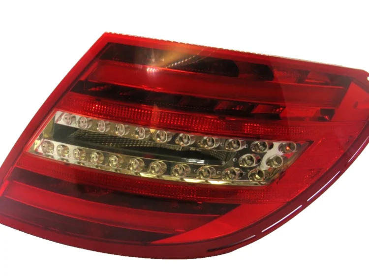 Piloto Trasero Derecho MERCEDES-BENZ CLASE C W204 A2048202764 A 204 820 27 64