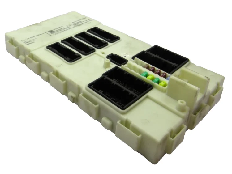 Fuse Box BMW 3 SERIES F30 F31 6135931568001 61.35 9315 680-01 931568001