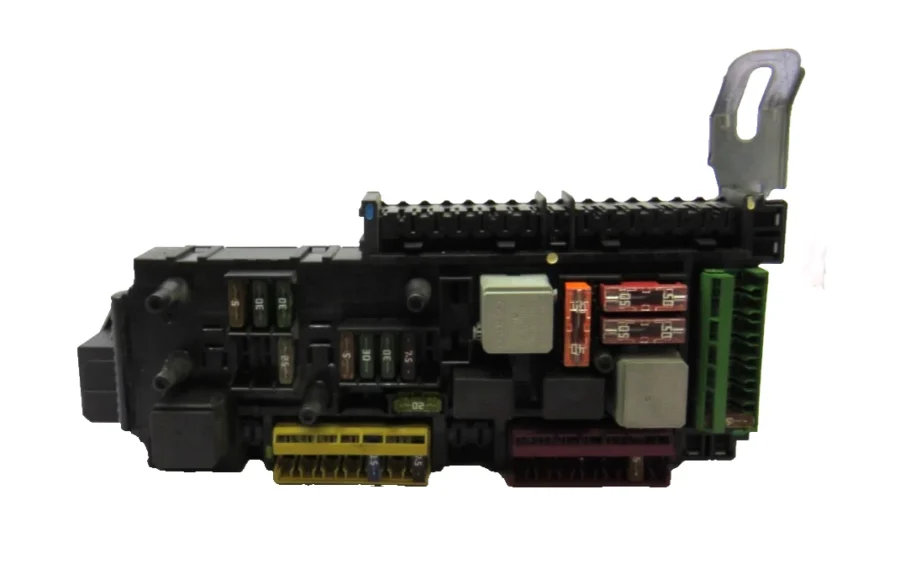 Fuse Box MERCEDES-BENZ W204 5DK00922589 2049060105 2049019602 - Image 4