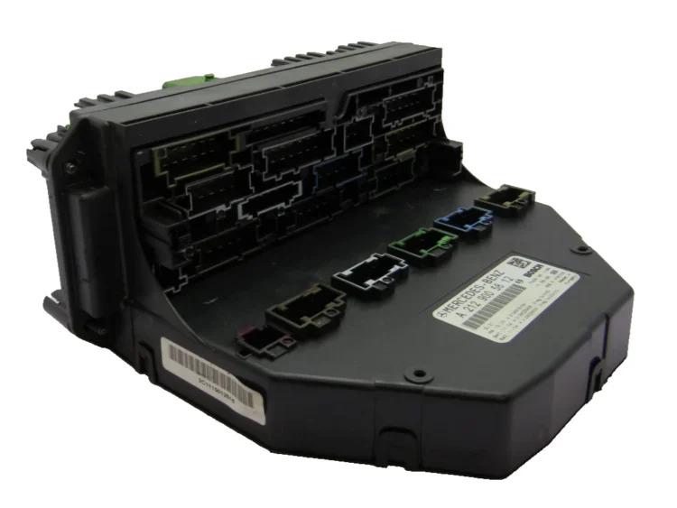 Fuse Box MERCEDES-BENZ W204 A2129005812 A2129015104 A2129025405