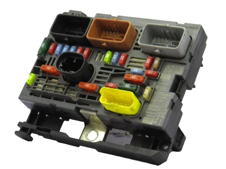 Caja de Fusibles PEUGEOT/CITROEN 9666700180 BSMR0200 BSM-R02-00