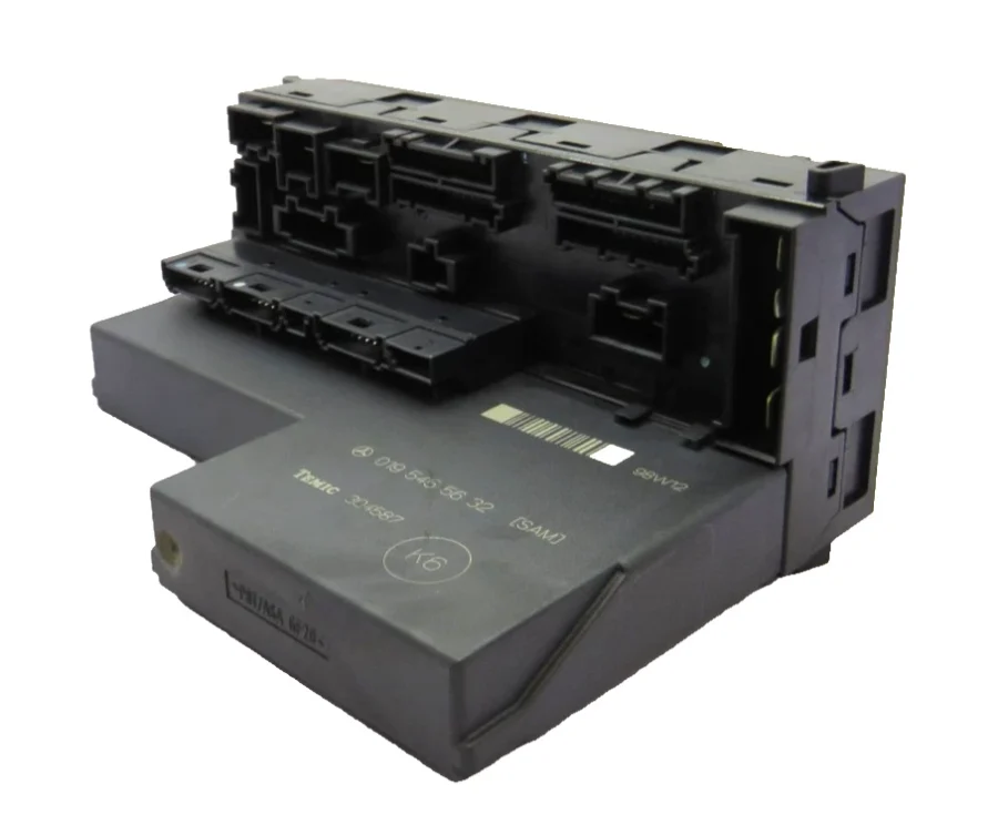 Fuse Box MERCEDES-BENZ E-CLASS 0195455632 019 545 56 32 304587 - Image 3