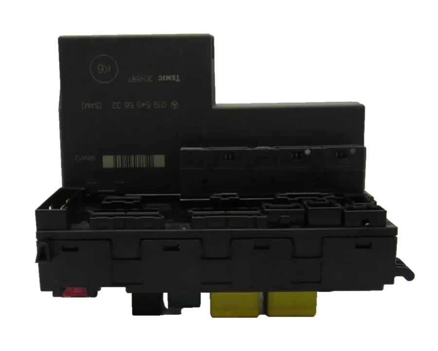 Fuse Box MERCEDES-BENZ E-CLASS 0195455632 019 545 56 32 304587 - Image 4