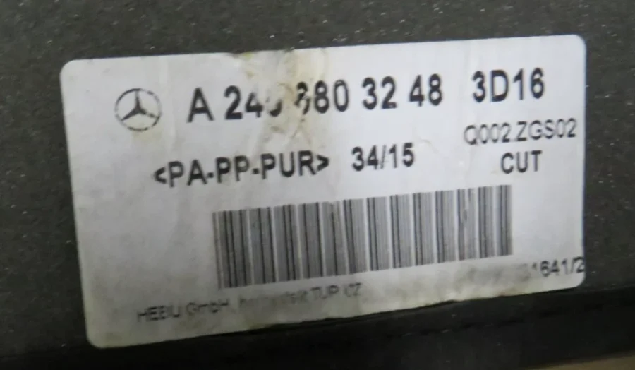 Juego Alfombrillas MERCEDES-BENZ CLA A2466803048 A2466803448 A2466803248 - Imagen 9