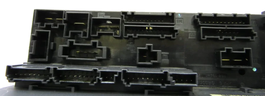 Fuse Box MERCEDES-BENZ E-CLASS 0195455632 019 545 56 32 304587 - Image 7