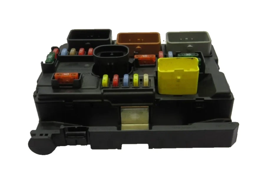 Caja de Fusibles PEUGEOT/CITROEN 9664997780 BSM-00 R07 R07BSM-00 - Imagen 4