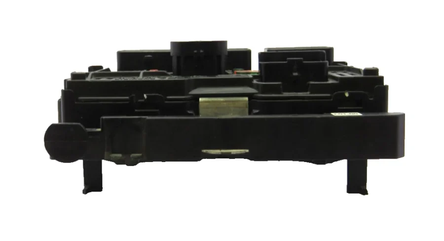 PEUGEOT/CITROEN Fuse Box 9656086080 BSML0100 BSM-L01-00 S118983001J - Image 4