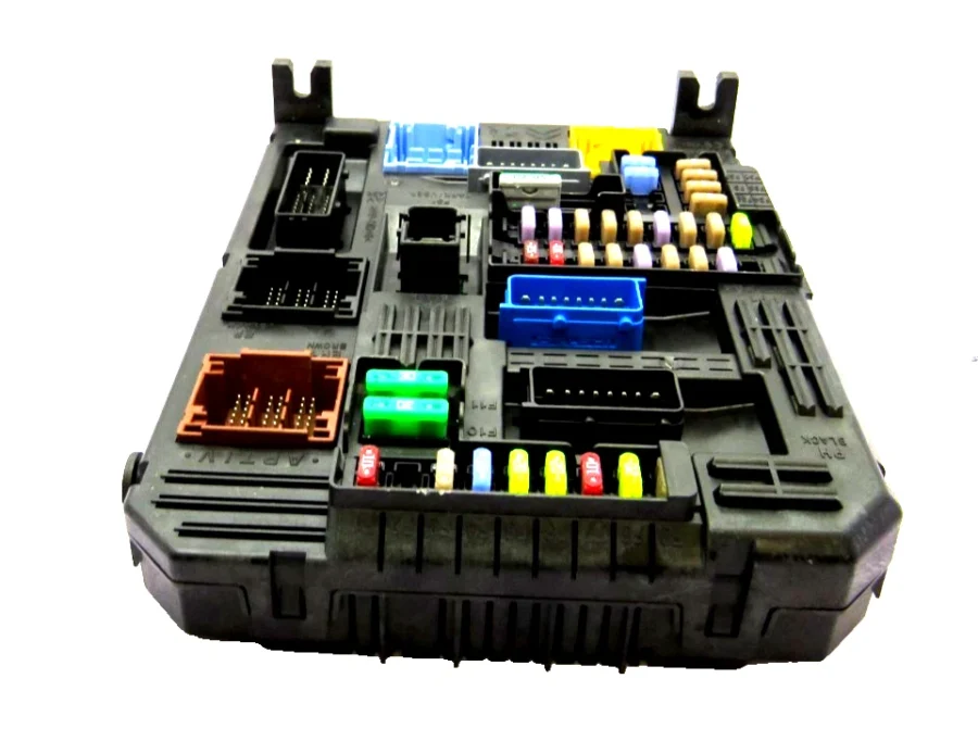 PEUGEOT/CITROEN Fuse Box 983288068000 28719719 BSI EL 5 CEM00 BSI-EL5CEM00 - Image 4