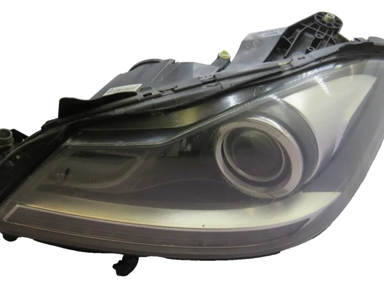 Left Headlight MERCEDES-BENZ W204 A2048203539 130702349300