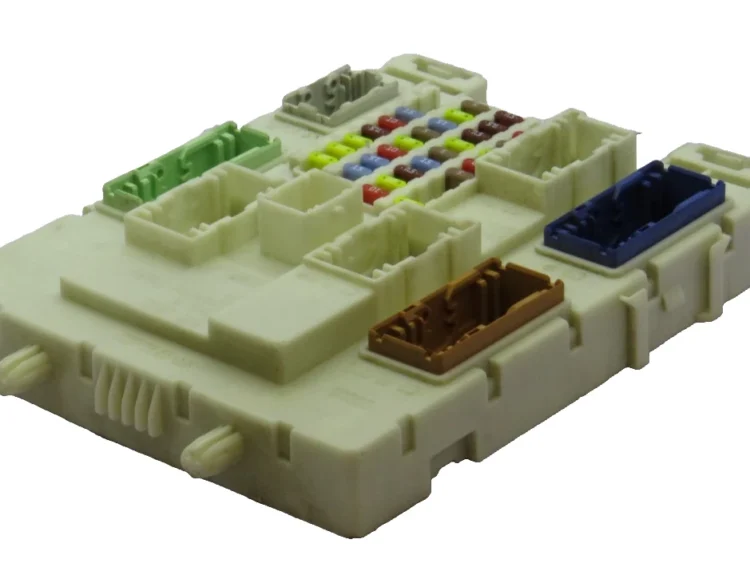 Caja de Fusibles FORD (FOCUS , KUGA , C-MAX F1FT14A073EB F1FT-14A073-EB