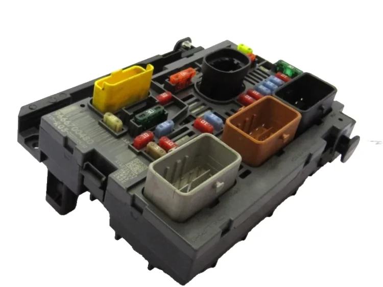 PEUGET/CITROEN Fuse Box 9666700480 BSMR0500 BSM-R05-00