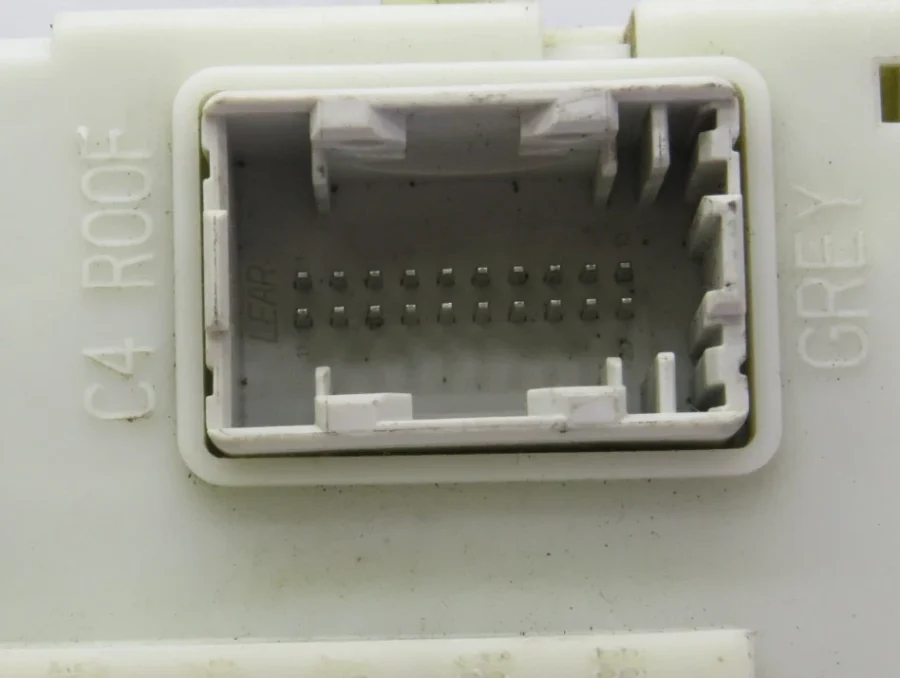Caja de Fusibles FORD (FOCUS , KUGA , C-MAX F1FT14A073EB F1FT-14A073-EB - Imagen 9