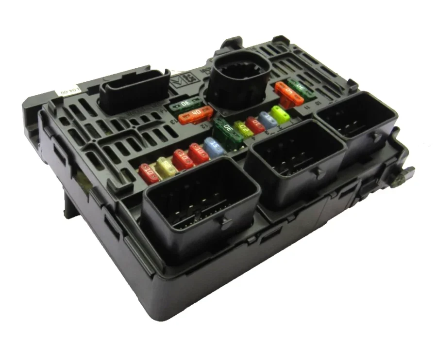 PEUGEOT/CITROEN Fuse Box 9661682780 BSML0400 BSM-L04-00 S118983004Q