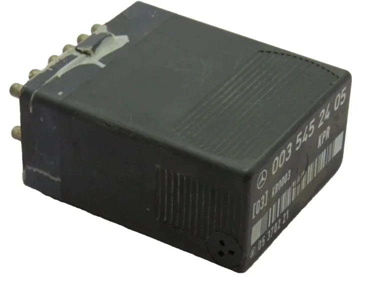 Fuel Pump Relay MERCEDES-BENZ W124 W126 W201 0035452405