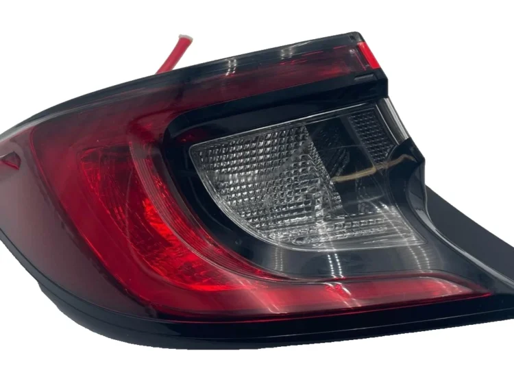 Piloto Trasero Izquierdo TOYOTA COROLLA E210 E21 V350010L V350/010L GARANTIA