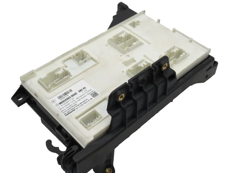 Electronic Module MERCEDES-BENZ GLA W176 A1569007702 A1569011400 A1569021400