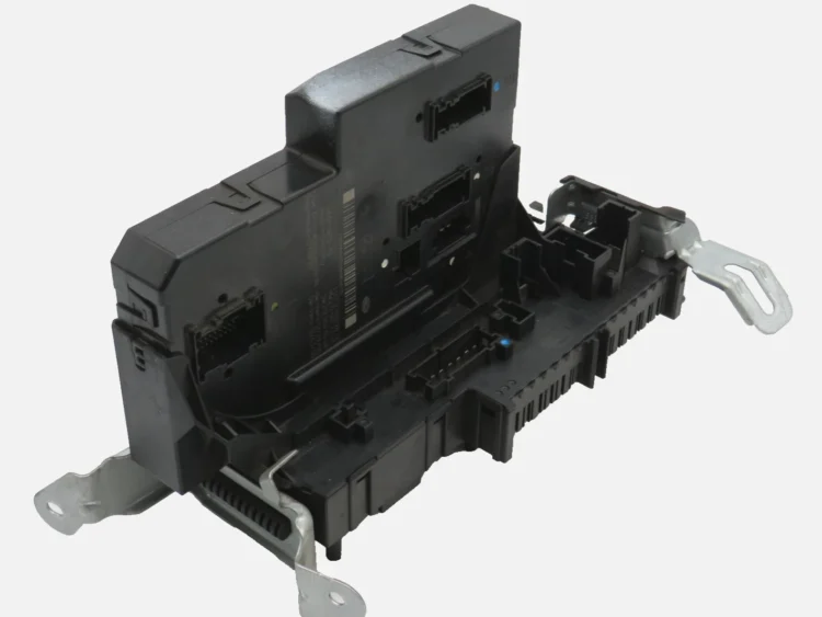 Fuse Box MERCEDES-BENZ E W212 5DK01102335 2129009822 2129017206 WARRANTY