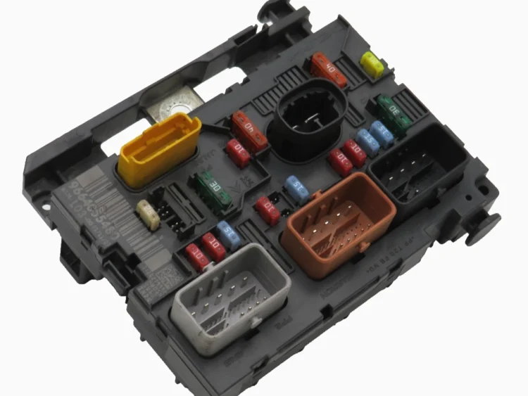PEUGEOT / CITROEN fuse box 9664055480 BSM-L03-00 BSML0300 WARRANTY