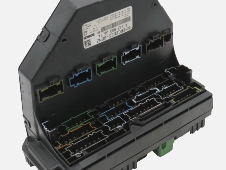 MERCEDES-BENZ W212 Fuse Box A2129003614 A2129015304 A2129020706 WARRANTY