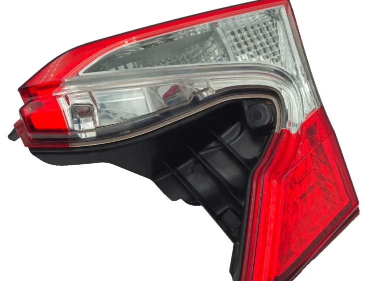 Piloto Trasero Derecho TOYOTA C-HR 81580F401000 81580-F4010-00 GARANTIA