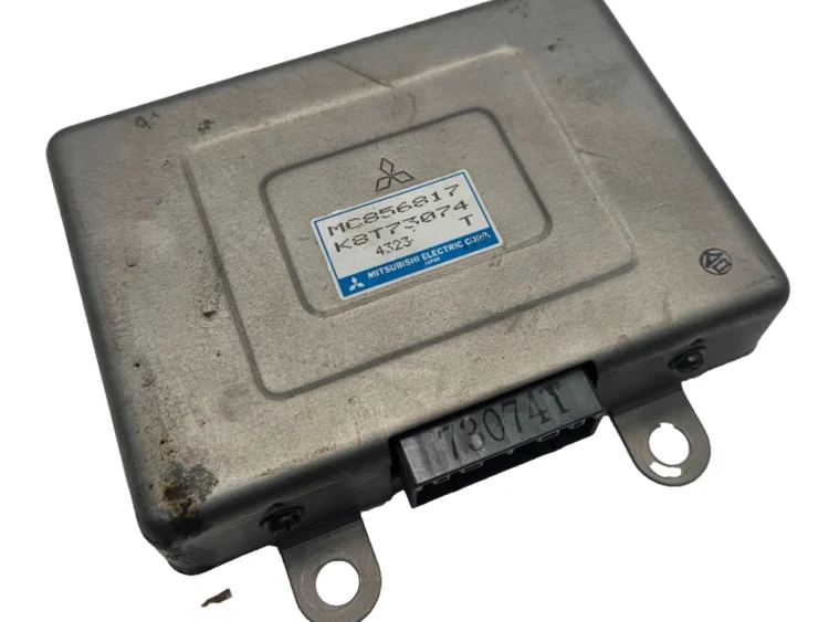Centralita del Motor MITSUBISHI MONTERO K8T73074 K8T73074T MC856817 GARANTIA