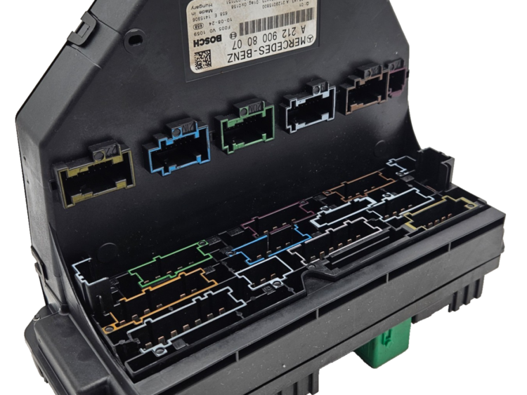 Caja de Fusibles MERCEDES-BENZ CLASE C A2129008007 F005V01059 GARANTIA