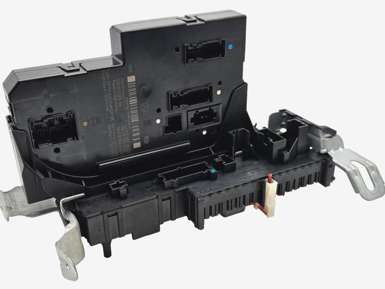 Caja de Fusibles MERCEDES-BENZ CLASE E W212 A2129003822 5DK01102306 GARANTIA