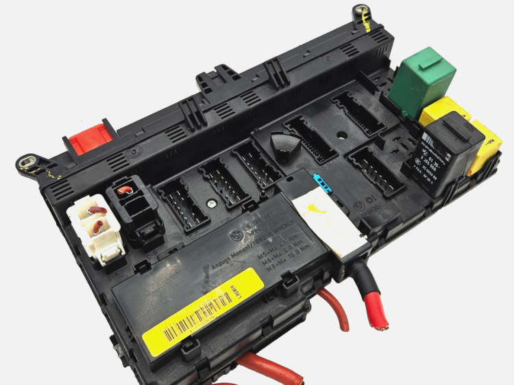 Caja de Fusibles BMW X5 E53 8380407 61358365960 61358383185 GARANTIA
