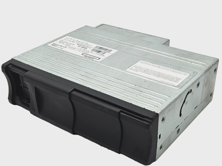 Cambiador de CD LAND ROVER RANGE ROVER XQE500560 PU2610A 3H42-18C830-AB GARANTIA
