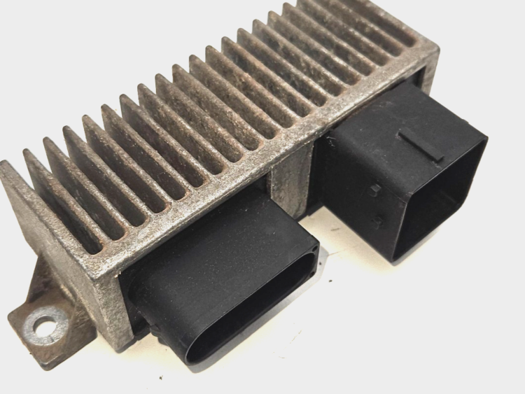 Caja Precalientamiento RENAULT 271206395R 27120 6395R GARANTIA