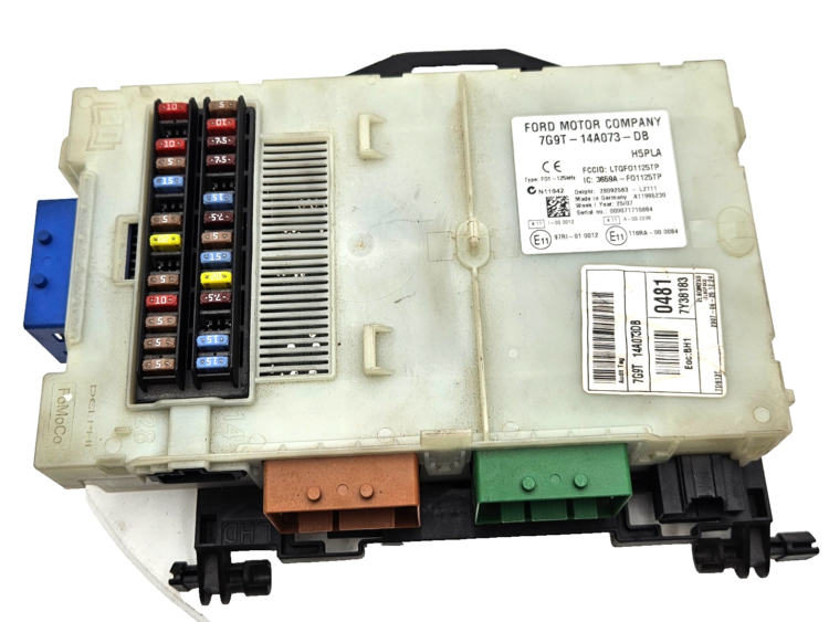 Caja de Fusibles FORD MONDEO 7G9T14A073DB 7G9T-14A073-DB 3659AF01125TP GARANTIA