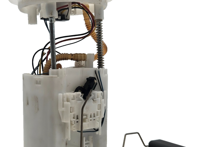 Bomba de Combustible NISSAN QASHQAI 170406UA0A 17040-6UA0A A2C1B425704 GARANTIA